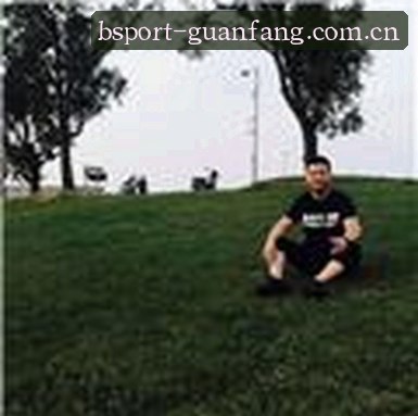 王磊